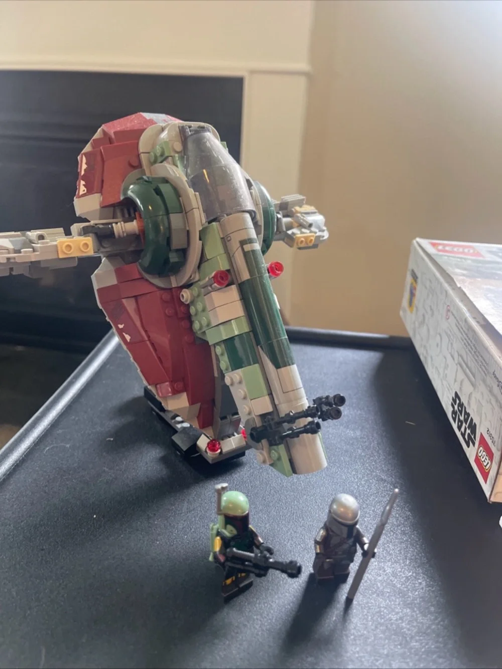 LEGO Star Wars: Boba Fett's Starship (75312) - Picture 1 of 11